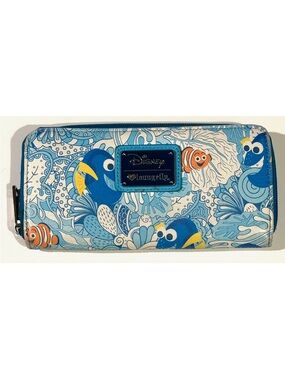 DISNEY Loungefly Finding Nemo Wallet Heart og Zip Wallet